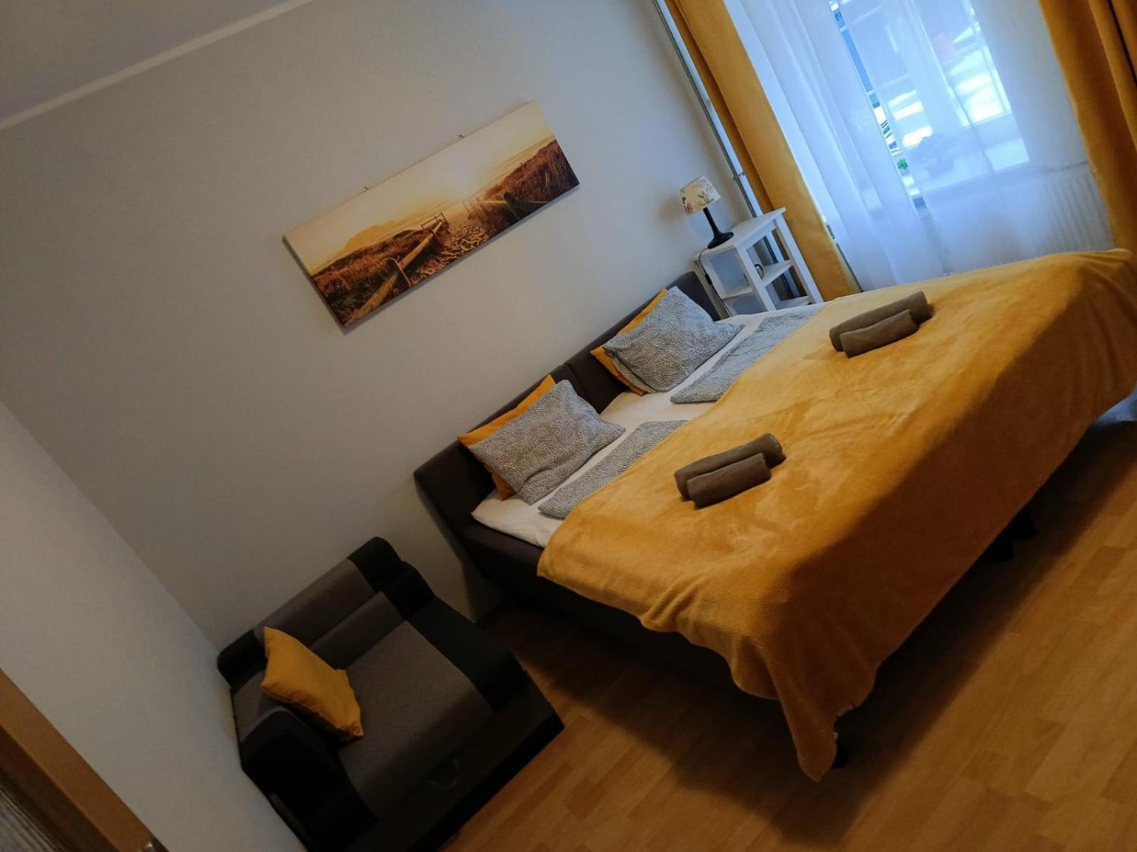 Ferienwohnung Kawalerka Na Ogarnej Krr Danzig Exterior foto